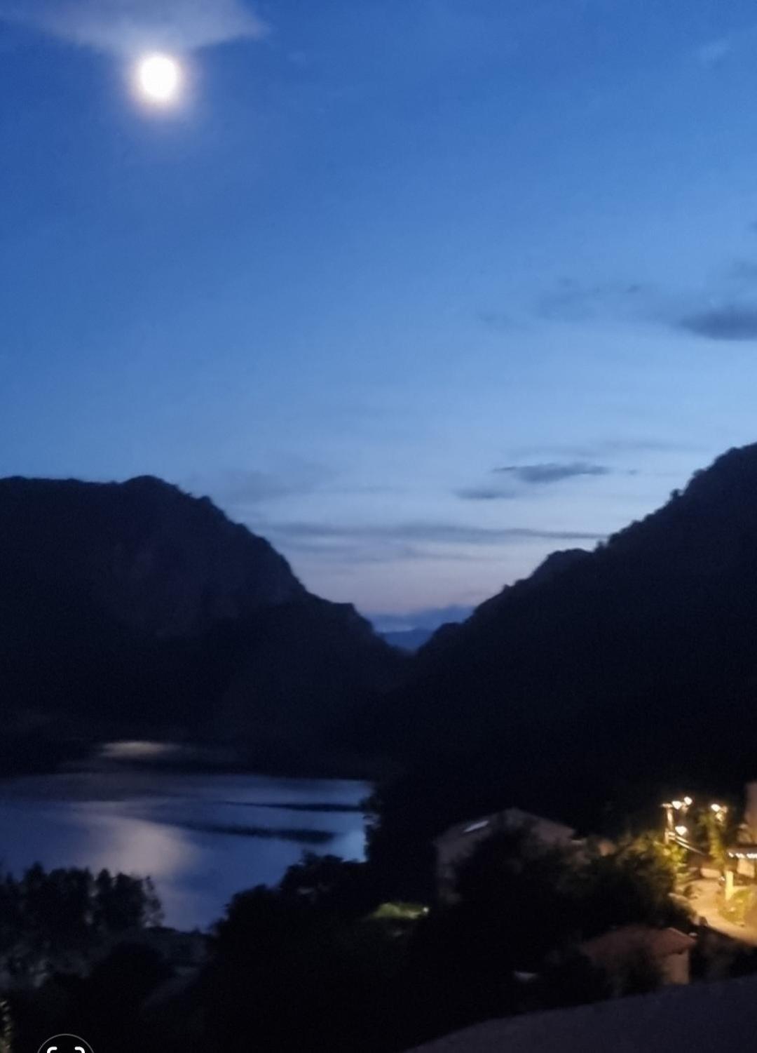 Cote Lac Tolla Bagian luar foto