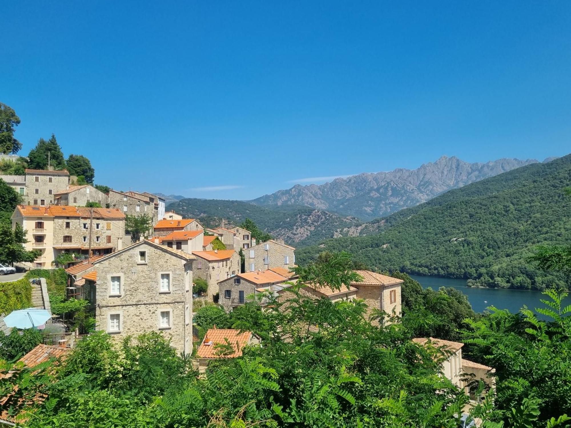 Cote Lac Tolla Bagian luar foto